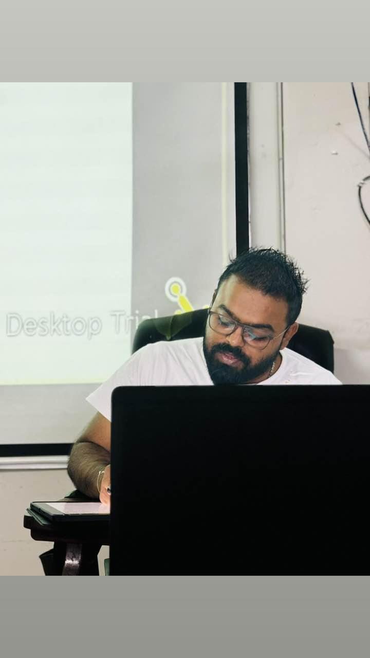 Gautam Dafhra 🇦🇺